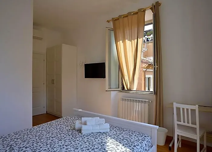 Livia - Trastevere Panzió Róma