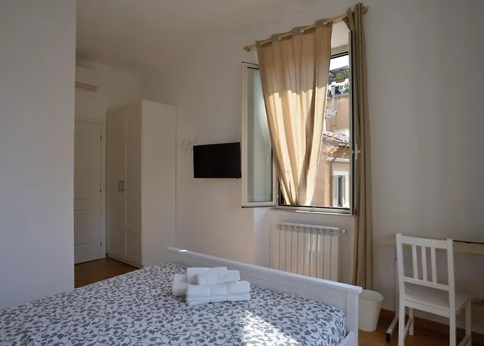 Livia - Trastevere Oda ve Kahvaltı Roma